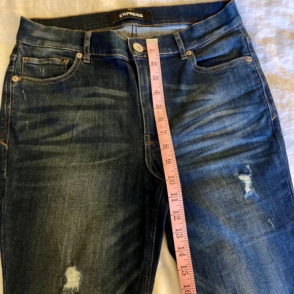 Express (New without tags) High Rise Bell Flare Jeans , Size 8 - Picture 3 of 7